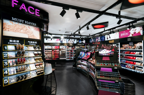 The new stores offer customers a fashionable and trendy experience-led makeup space, with access to on-hand makeup artists who can offer advice and expertise